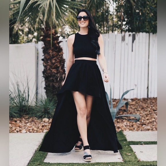 AKIRA Maria Maria Ruffle High Low Skirt and Top Set - Picture 2 of 13